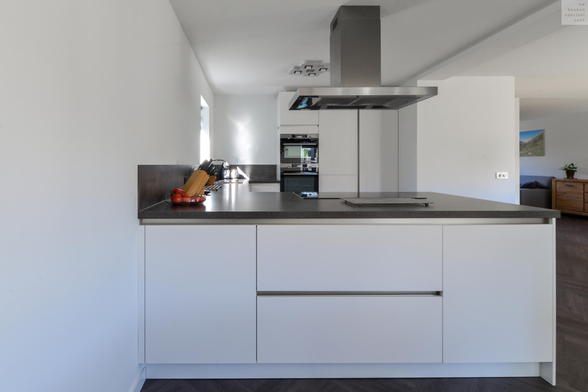 01_TerLaak_Keuken_Uvorm_wit_Heemskerk
