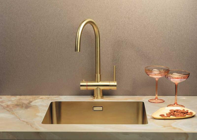 Z1.206-PROTEUS(01)_V0020_055_Evora Ceramics Proteus Joca Gold Topzero Gold AluSplash Essenza Astroid Selsiuz gold