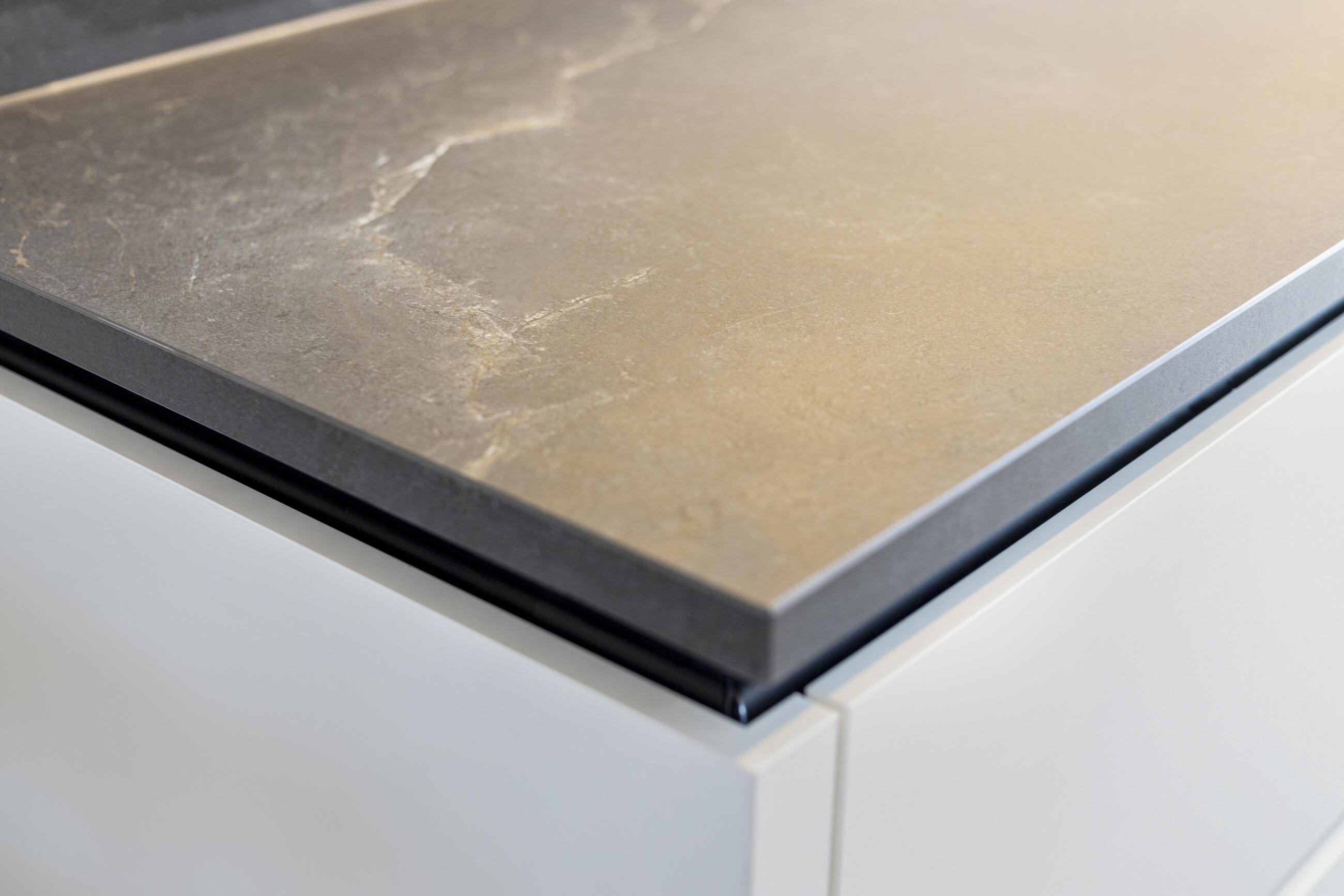 Keramiek werblad van neolith in carpari