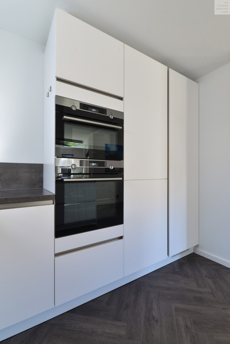 11_TerLaak_Keuken_Uvorm_wit_Heemskerk