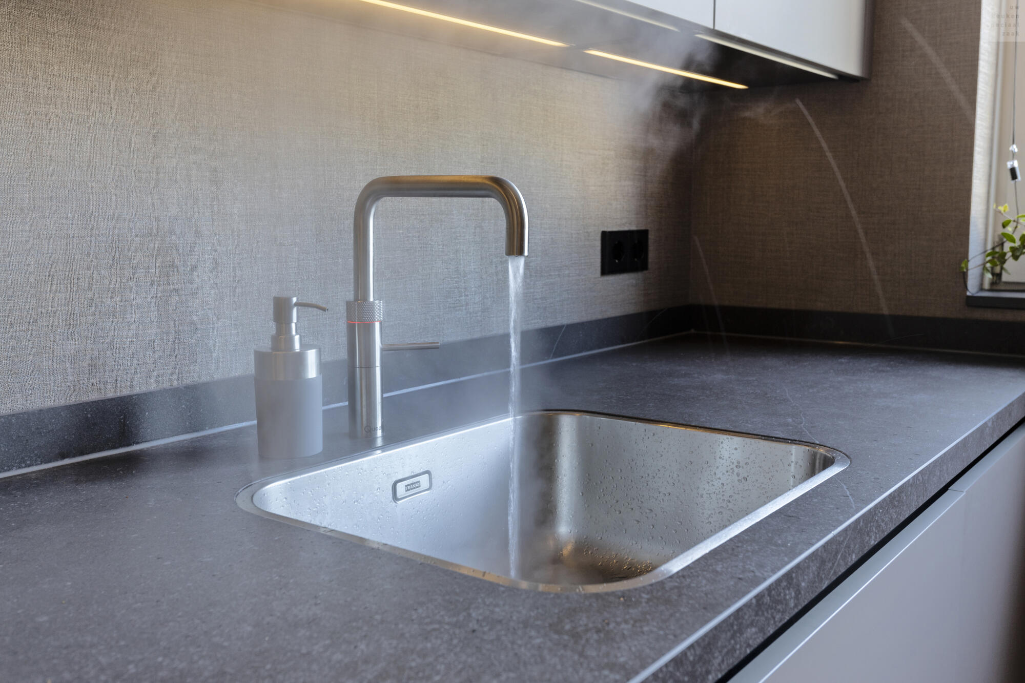 14_Ter_Laak_Keuken_Grijs_Koster