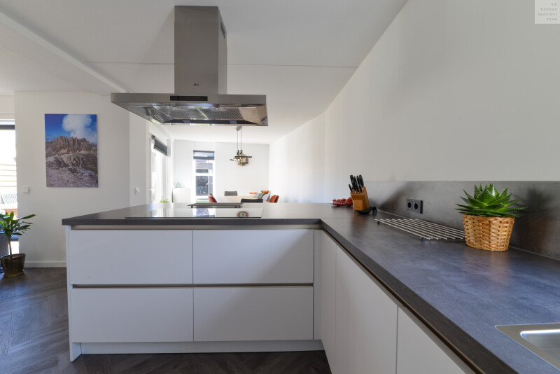 08_TerLaak_Keuken_Uvorm_wit_Heemskerk